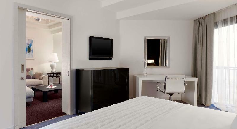 The Laguardia Hotel New York Exterior foto